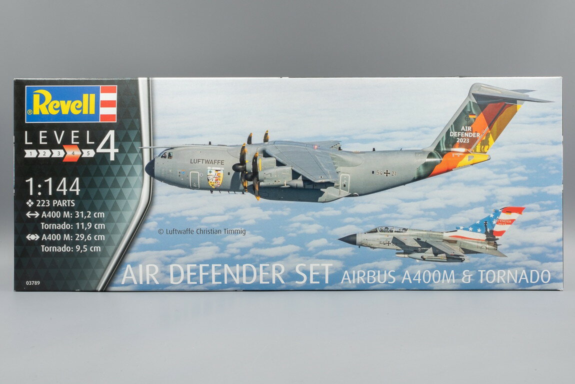 Airbus A400M Atlas Tornado IDS Air Defender Set 組み立てプラモキット模型 戦闘機 /Revell 1/144