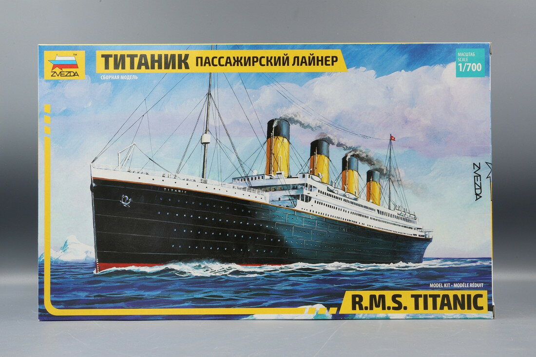 乐天商城 - RMS Titanic タイタニック号 組み立てプラモキット模型 /Zvezdaズベズダ 1/700