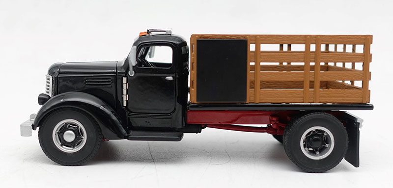 International KB8 Stake Bed Truck /SPEC-CAST 1/50 ミニチュア トラック 建設機械模型 工事車両