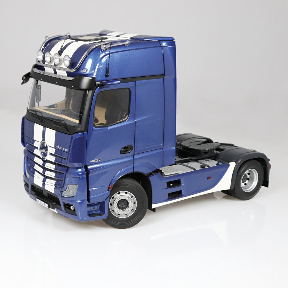 Mercedes-Benz Actros GigaSpace 4x2 blue metallic with stripes トラック トラクタ/NZG 1/18 模型