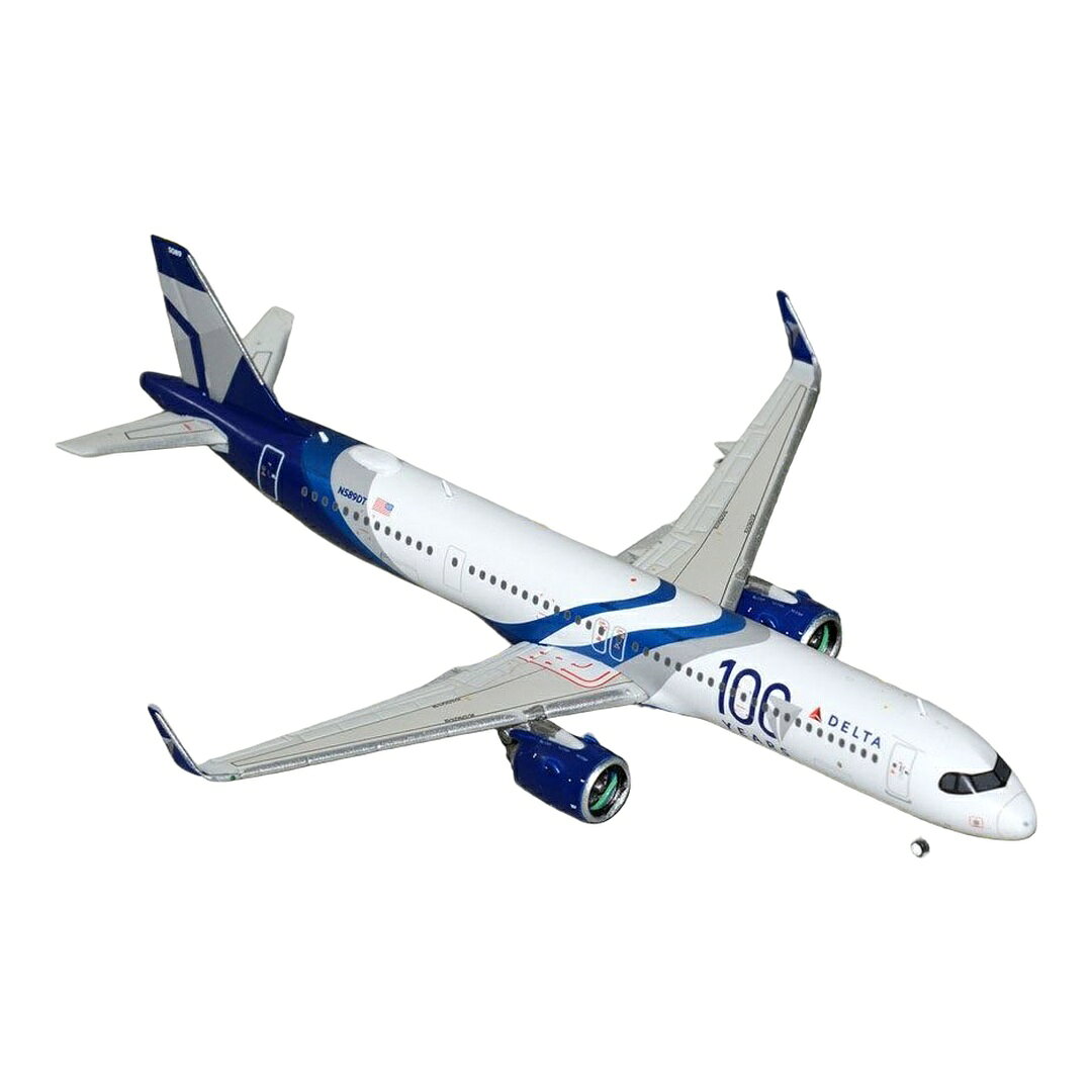 ▶ PRODUCT DETAILS メーカー Gemini スケール 1/400 商品状態 新品 ⚠ 海外製品に関するご案内 本製品は精密ディスプレイモデルのため、製造工程上、個体差が見られる場合がございます。微細な塗装の個体差・エッチングパーツのわずかなズレ・ケース／外箱の軽微なダメージ等がこれに該当します。これらはメーカー基準で良品とされており、当店でも良品として取り扱っております。あらかじめご了承ください。 ▶ NOTICE お届け時期について お届けの目安の記載を必ずご確認ください。 在庫について 他サイトとの併売のため、在庫切れの場合がございます。売り切れの際はメールにてご連絡いたします。 予約商品について 銀行振込・コンビニ決済のお支払い期限はご注文日から14日以内です。予約品は代引き・クレジット決済をご選択ください。発売予定日は確定日ではなく、大幅な延期・中止、入荷数量の減少が生じる場合がございます。 ご注意事項 輸入品の性質上、外箱に傷みなどがある場合がございます。あらかじめご了承ください。
