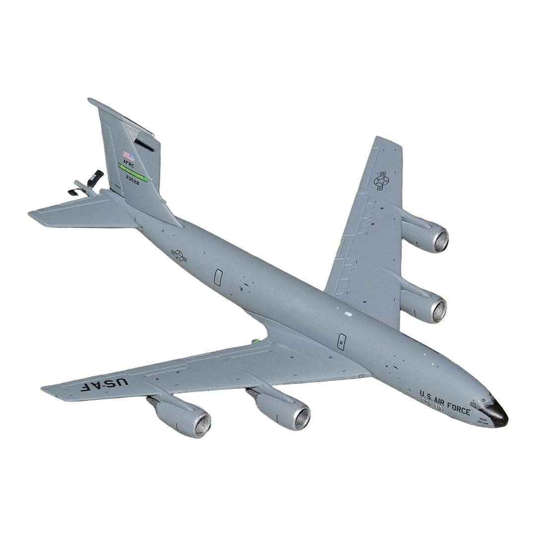 ▶ PRODUCT DETAILS メーカー Gemini スケール 1/400 商品状態 新品 ⚠ 海外製品に関するご案内 本製品は精密ディスプレイモデルのため、製造工程上、個体差が見られる場合がございます。微細な塗装の個体差・エッチングパーツのわずかなズレ・ケース／外箱の軽微なダメージ等がこれに該当します。これらはメーカー基準で良品とされており、当店でも良品として取り扱っております。あらかじめご了承ください。 ▶ NOTICE お届け時期について お届けの目安の記載を必ずご確認ください。 在庫について 他サイトとの併売のため、在庫切れの場合がございます。売り切れの際はメールにてご連絡いたします。 予約商品について 銀行振込・コンビニ決済のお支払い期限はご注文日から14日以内です。予約品は代引き・クレジット決済をご選択ください。発売予定日は確定日ではなく、大幅な延期・中止、入荷数量の減少が生じる場合がございます。 ご注意事項 輸入品の性質上、外箱に傷みなどがある場合がございます。あらかじめご了承ください。
