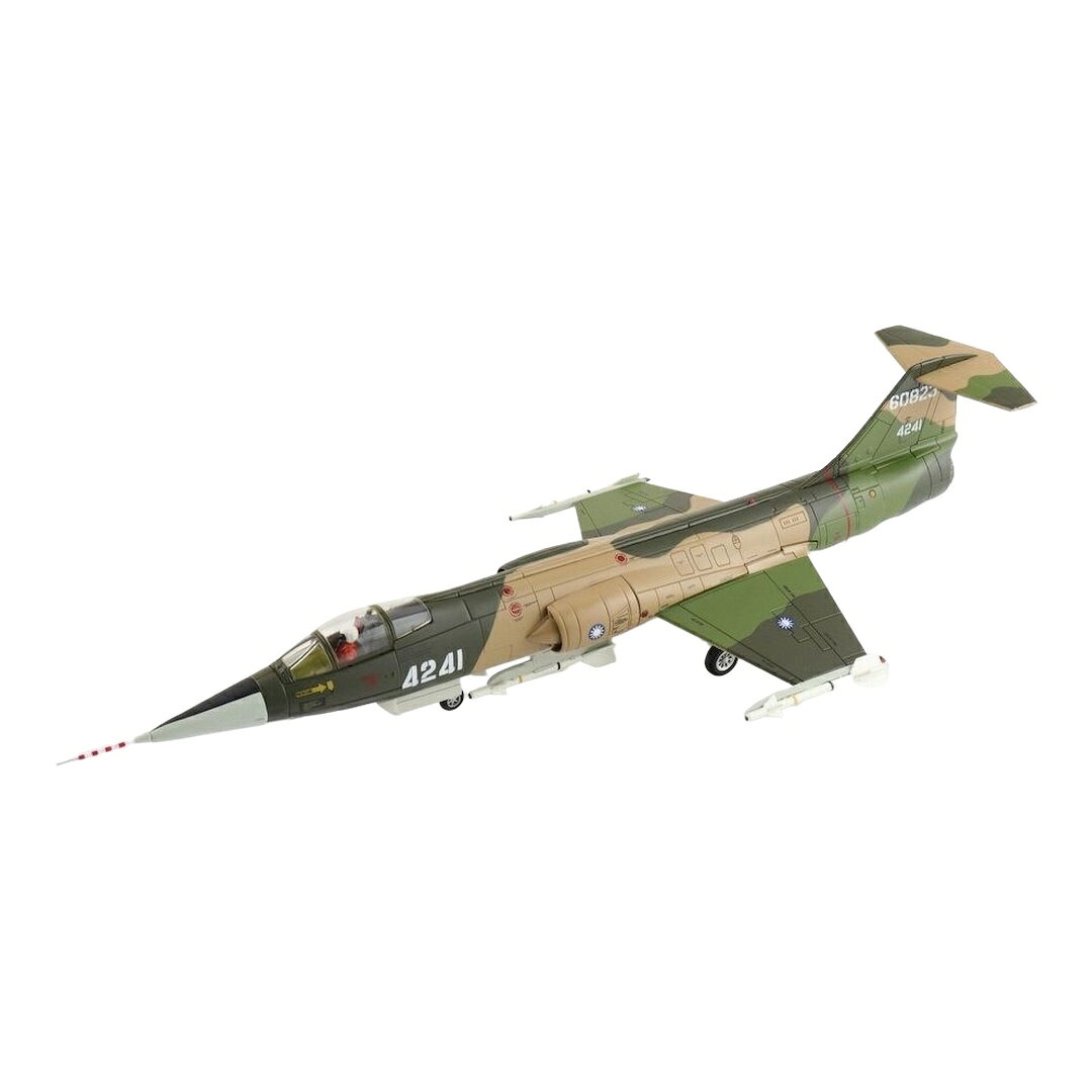 ▶ PRODUCT DETAILS メーカー Hobby Master スケール 1/72 商品状態 新品 ⚠ 海外製品に関するご案内 本製品は精密ディスプレイモデルのため、製造工程上、個体差が見られる場合がございます。微細な塗装の個体差・エッチングパーツのわずかなズレ・ケース／外箱の軽微なダメージ等がこれに該当します。これらはメーカー基準で良品とされており、当店でも良品として取り扱っております。あらかじめご了承ください。 ▶ NOTICE お届け時期について お届けの目安の記載を必ずご確認ください。 在庫について 他サイトとの併売のため、在庫切れの場合がございます。売り切れの際はメールにてご連絡いたします。 予約商品について 銀行振込・コンビニ決済のお支払い期限はご注文日から14日以内です。予約品は代引き・クレジット決済をご選択ください。発売予定日は確定日ではなく、大幅な延期・中止、入荷数量の減少が生じる場合がございます。 ご注意事項 輸入品の性質上、外箱に傷みなどがある場合がございます。あらかじめご了承ください。
