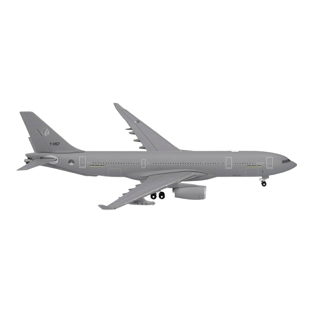 商品詳細 メーカー Herpa Wings スケール 1/500 お届け時期 お届けの目安の記載を必ずご確認ください。 在庫について 在庫管理に関しましては細心の注意を払っておりますが、他サイトとの併売の為、在庫切れの場合がございます。万が一売り切れの場合はメールにてご連絡させていただきます。 予約商品について 銀行振込・コンビニ決済のお支払い期限はご注文日から14日以内となります。 予約品の決済方法は代引き・クレジット決済をご選択ください。 発売予定日は、確定日ではありません。発売が大幅に延期または中止になることがございます。 また、メーカー都合により入荷数量を一方的に減らされ、ご注文いただきました数量が入荷出来ない場合が稀にございます。 万が一、ご注文分の確保が出来ない場合、メールにてご連絡させていただきます。ご不便をお掛けしますがご理解のほどよろしくお願いいたします。 ご注意事項 輸入品の性質上箱に傷みなどある場合がございますので予めご了承ください。