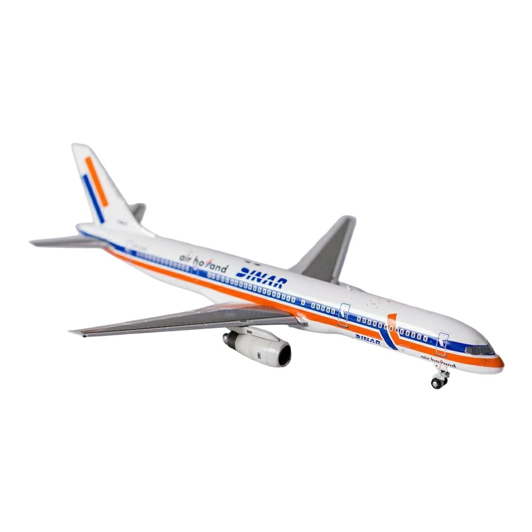 ▶ PRODUCT DETAILS メーカー NG Models スケール 1/400 商品状態 新品 ⚠ 海外製品に関するご案内 本製品は精密ディスプレイモデルのため、製造工程上、個体差が見られる場合がございます。微細な塗装の個体差・エッチングパーツのわずかなズレ・ケース／外箱の軽微なダメージ等がこれに該当します。これらはメーカー基準で良品とされており、当店でも良品として取り扱っております。あらかじめご了承ください。 ▶ NOTICE お届け時期について お届けの目安の記載を必ずご確認ください。 在庫について 他サイトとの併売のため、在庫切れの場合がございます。売り切れの際はメールにてご連絡いたします。 予約商品について 銀行振込・コンビニ決済のお支払い期限はご注文日から14日以内です。予約品は代引き・クレジット決済をご選択ください。発売予定日は確定日ではなく、大幅な延期・中止、入荷数量の減少が生じる場合がございます。 ご注意事項 輸入品の性質上、外箱に傷みなどがある場合がございます。あらかじめご了承ください。