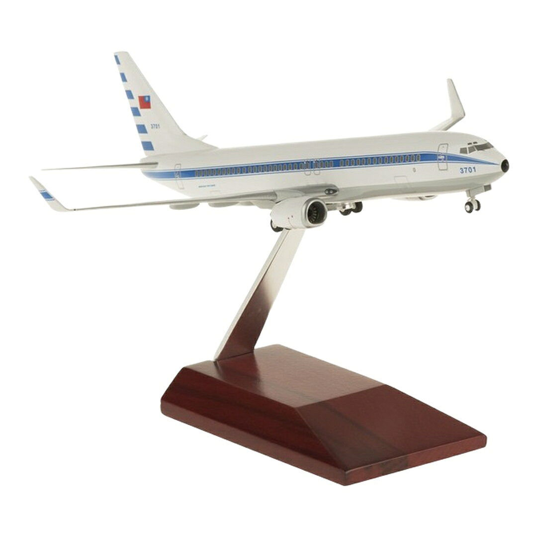 商品詳細 メーカー Hogan Wings スケール 1/200 お届け時期 お届けの目安の記載を必ずご確認ください。 在庫について 在庫管理に関しましては細心の注意を払っておりますが、他サイトとの併売の為、在庫切れの場合がございます。万が一売り切れの場合はメールにてご連絡させていただきます。 予約商品について 銀行振込・コンビニ決済のお支払い期限はご注文日から14日以内となります。 予約品の決済方法は代引き・クレジット決済をご選択ください。 発売予定日は、確定日ではありません。発売が大幅に延期または中止になることがございます。 また、メーカー都合により入荷数量を一方的に減らされ、ご注文いただきました数量が入荷出来ない場合が稀にございます。 万が一、ご注文分の確保が出来ない場合、メールにてご連絡させていただきます。ご不便をお掛けしますがご理解のほどよろしくお願いいたします。 ご注意事項 輸入品の性質上箱に傷みなどある場合がございますので予めご了承ください。