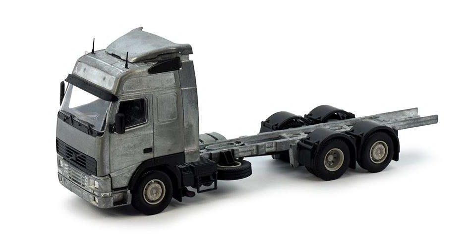 Baus?tze Volvo FH01 Globetrotter 6x2 rigit 83173 /Tekno 1/50 ݋@B͌^