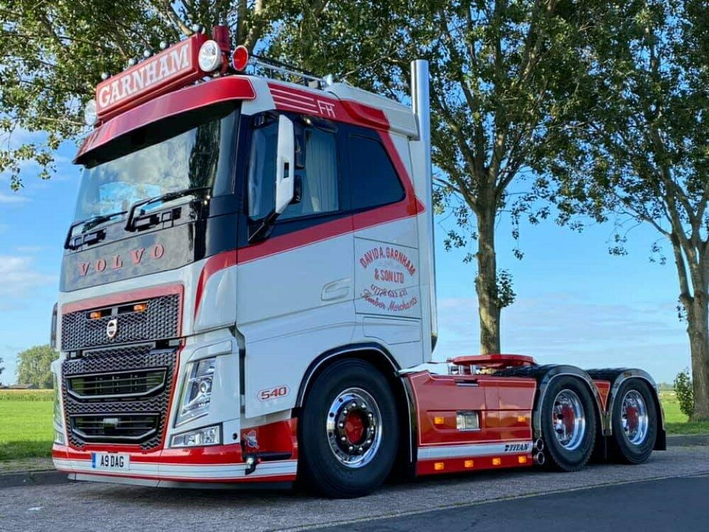 ͽ2024ǯȯͽGarnhamVolvo FH04 6x2 trekkerȥ饯 ȥå/Tekno 1/50 ߵϷߥ˥奢