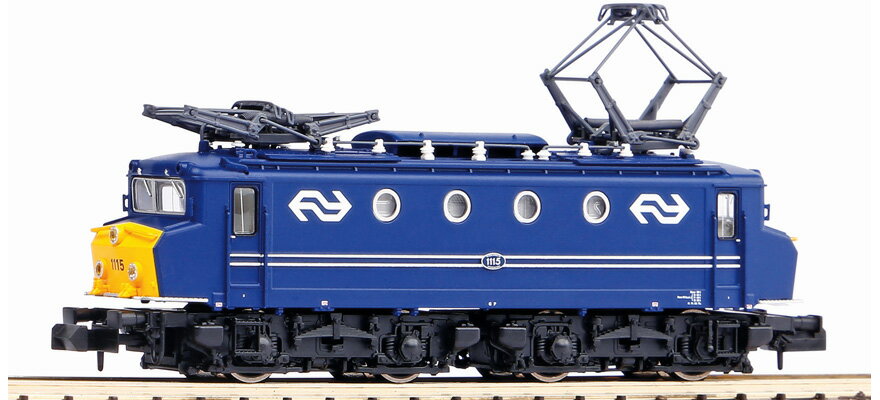 N������ Ŵƻ�Ϸ� Piko �ԥ� NS 1100�� Era IV Electric locomotive series 1100 of the NS epoch IV Power system DC DCC