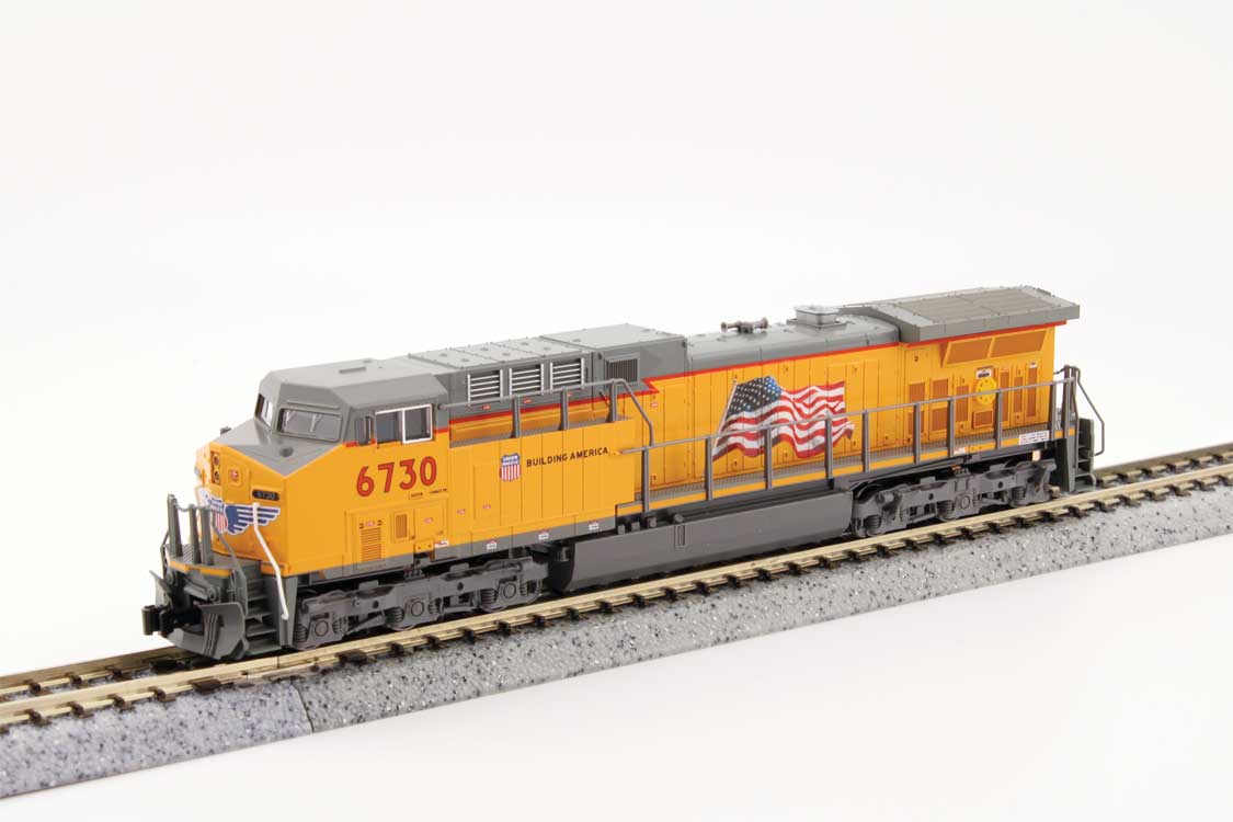 ユニオン・パシフィック GE AC4400CW ディーゼル機関車 #6730 DCC仕様 ローナンバーボード (アーマーイエロー/グレー・星条旗なし) / KATO Nゲージ 鉄道模型 外国鉄道