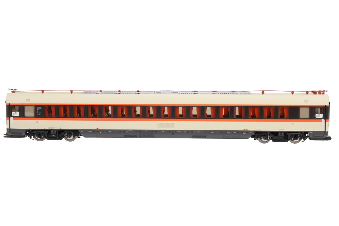 商品詳細 メーカー LS Models スケール H0 お届け時期 お届けの目安の記載を必ずご確認ください。 在庫について 在庫管理に関しましては細心の注意を払っておりますが、他サイトとの併売の為、在庫切れの場合がございます。万が一売り切れの場合はメールにてご連絡させていただきます。 予約商品について 銀行振込・コンビニ決済のお支払い期限はご注文日から14日以内となります。 予約品の決済方法は代引き・クレジット決済をご選択ください。 発売予定日は、確定日ではありません。発売が大幅に延期または中止になることがございます。 また、メーカー都合により入荷数量を一方的に減らされ、ご注文いただきました数量が入荷出来ない場合が稀にございます。 万が一、ご注文分の確保が出来ない場合、メールにてご連絡させていただきます。ご不便をお掛けしますがご理解のほどよろしくお願いいたします。 ご注意事項 輸入品の性質上箱に傷みなどある場合がございますので予めご了承ください。
