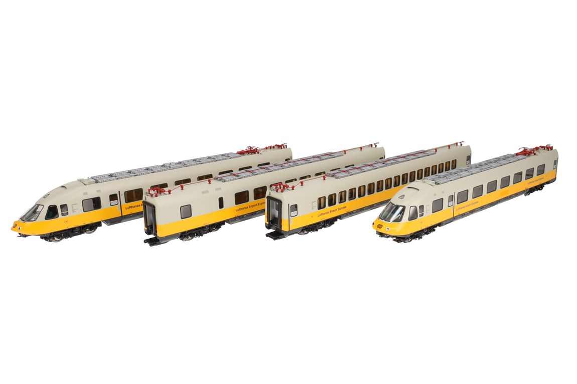 商品詳細 メーカー LS Models スケール H0 お届け時期 お届けの目安の記載を必ずご確認ください。 在庫について 在庫管理に関しましては細心の注意を払っておりますが、他サイトとの併売の為、在庫切れの場合がございます。万が一売り切れの場合はメールにてご連絡させていただきます。 予約商品について 銀行振込・コンビニ決済のお支払い期限はご注文日から14日以内となります。 予約品の決済方法は代引き・クレジット決済をご選択ください。 発売予定日は、確定日ではありません。発売が大幅に延期または中止になることがございます。 また、メーカー都合により入荷数量を一方的に減らされ、ご注文いただきました数量が入荷出来ない場合が稀にございます。 万が一、ご注文分の確保が出来ない場合、メールにてご連絡させていただきます。ご不便をお掛けしますがご理解のほどよろしくお願いいたします。 ご注意事項 輸入品の性質上箱に傷みなどある場合がございますので予めご了承ください。