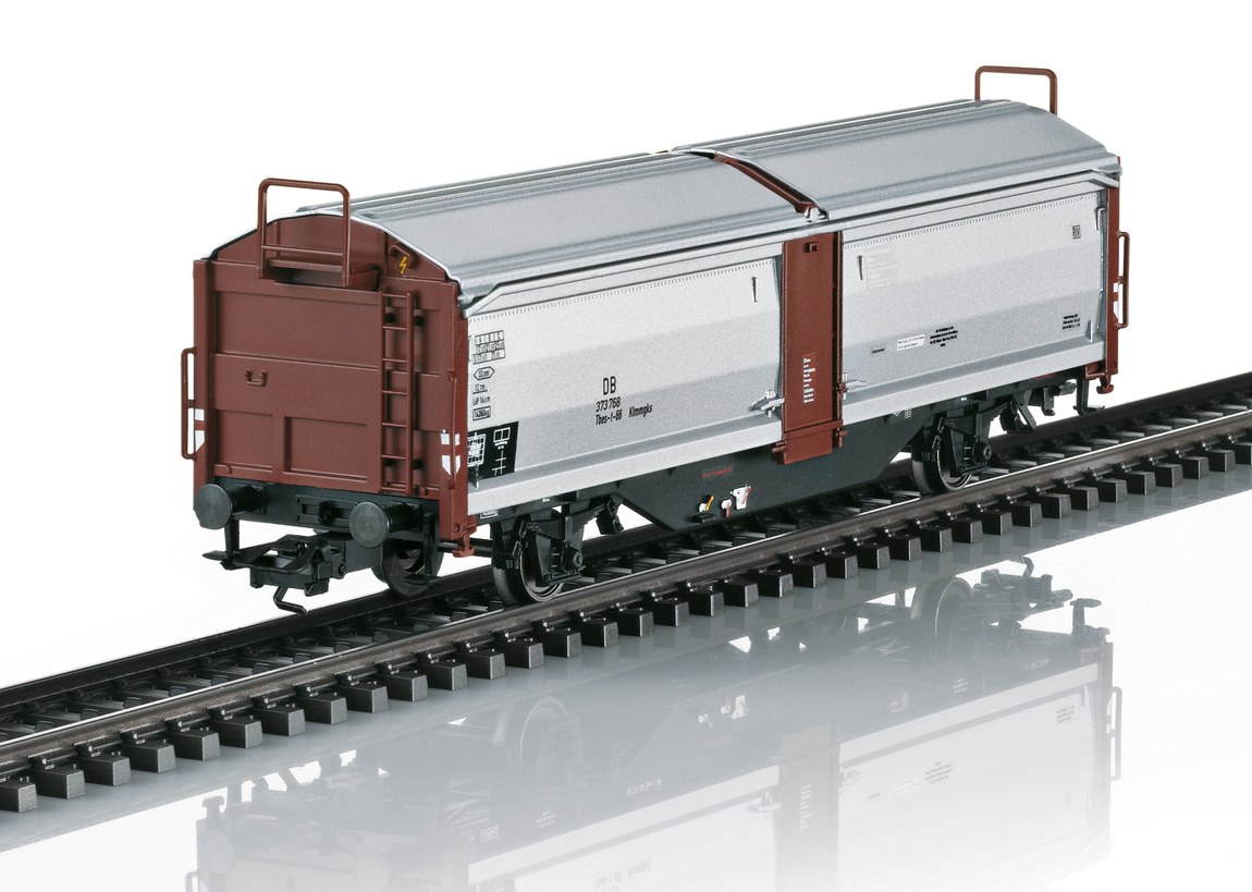 商品詳細 メーカー Maerklin スケール H0 お届け時期 お届けの目安の記載を必ずご確認ください。 在庫について 在庫管理に関しましては細心の注意を払っておりますが、他サイトとの併売の為、在庫切れの場合がございます。万が一売り切れの場合はメールにてご連絡させていただきます。 予約商品について 銀行振込・コンビニ決済のお支払い期限はご注文日から14日以内となります。 予約品の決済方法は代引き・クレジット決済をご選択ください。 発売予定日は、確定日ではありません。発売が大幅に延期または中止になることがございます。 また、メーカー都合により入荷数量を一方的に減らされ、ご注文いただきました数量が入荷出来ない場合が稀にございます。 万が一、ご注文分の確保が出来ない場合、メールにてご連絡させていただきます。ご不便をお掛けしますがご理解のほどよろしくお願いいたします。 ご注意事項 輸入品の性質上箱に傷みなどある場合がございますので予めご了承ください。