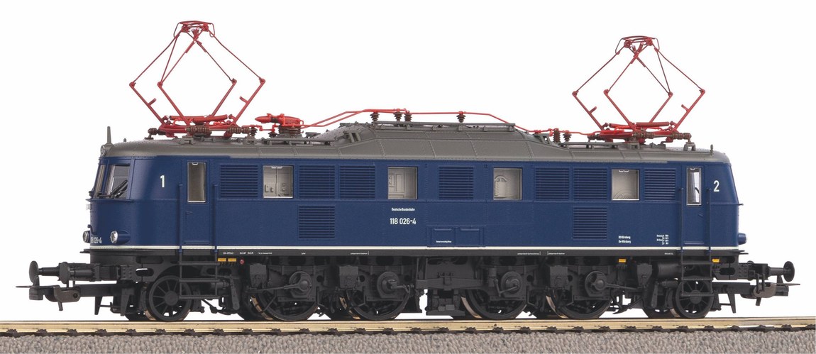 商品詳細 メーカー Piko スケール H0 お届け時期 お届けの目安の記載を必ずご確認ください。 在庫について 在庫管理に関しましては細心の注意を払っておりますが、他サイトとの併売の為、在庫切れの場合がございます。万が一売り切れの場合はメールにてご連絡させていただきます。 予約商品について 銀行振込・コンビニ決済のお支払い期限はご注文日から14日以内となります。 予約品の決済方法は代引き・クレジット決済をご選択ください。 発売予定日は、確定日ではありません。発売が大幅に延期または中止になることがございます。 また、メーカー都合により入荷数量を一方的に減らされ、ご注文いただきました数量が入荷出来ない場合が稀にございます。 万が一、ご注文分の確保が出来ない場合、メールにてご連絡させていただきます。ご不便をお掛けしますがご理解のほどよろしくお願いいたします。 ご注意事項 輸入品の性質上箱に傷みなどある場合がございますので予めご了承ください。