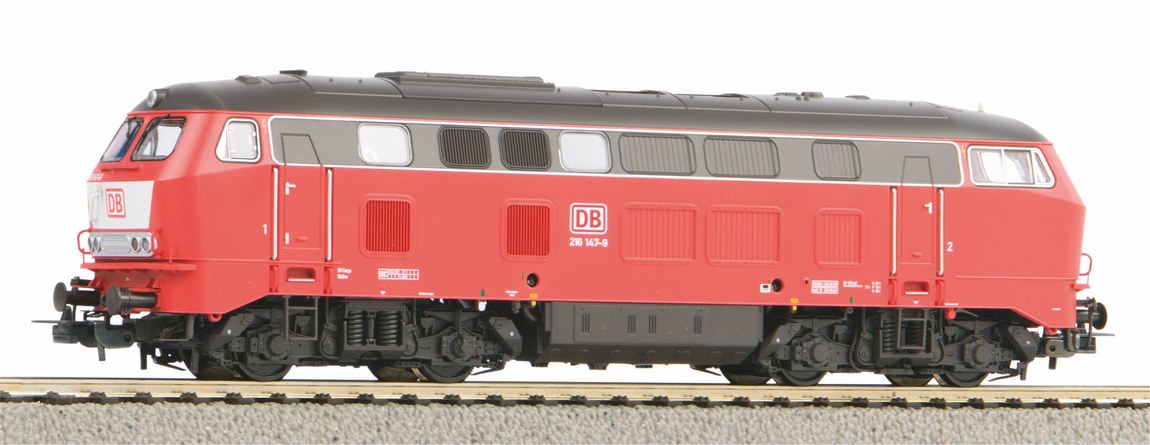 商品詳細 メーカー Piko スケール H0 お届け時期 お届けの目安の記載を必ずご確認ください。 在庫について 在庫管理に関しましては細心の注意を払っておりますが、他サイトとの併売の為、在庫切れの場合がございます。万が一売り切れの場合はメールにてご連絡させていただきます。 予約商品について 銀行振込・コンビニ決済のお支払い期限はご注文日から14日以内となります。 予約品の決済方法は代引き・クレジット決済をご選択ください。 発売予定日は、確定日ではありません。発売が大幅に延期または中止になることがございます。 また、メーカー都合により入荷数量を一方的に減らされ、ご注文いただきました数量が入荷出来ない場合が稀にございます。 万が一、ご注文分の確保が出来ない場合、メールにてご連絡させていただきます。ご不便をお掛けしますがご理解のほどよろしくお願いいたします。 ご注意事項 輸入品の性質上箱に傷みなどある場合がございますので予めご了承ください。