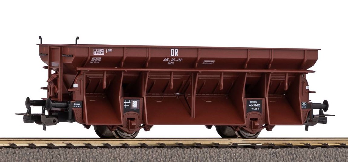 商品詳細 メーカー Piko スケール H0 お届け時期 お届けの目安の記載を必ずご確認ください。 在庫について 在庫管理に関しましては細心の注意を払っておりますが、他サイトとの併売の為、在庫切れの場合がございます。万が一売り切れの場合はメールにてご連絡させていただきます。 予約商品について 銀行振込・コンビニ決済のお支払い期限はご注文日から14日以内となります。 予約品の決済方法は代引き・クレジット決済をご選択ください。 発売予定日は、確定日ではありません。発売が大幅に延期または中止になることがございます。 また、メーカー都合により入荷数量を一方的に減らされ、ご注文いただきました数量が入荷出来ない場合が稀にございます。 万が一、ご注文分の確保が出来ない場合、メールにてご連絡させていただきます。ご不便をお掛けしますがご理解のほどよろしくお願いいたします。 ご注意事項 輸入品の性質上箱に傷みなどある場合がございますので予めご了承ください。
