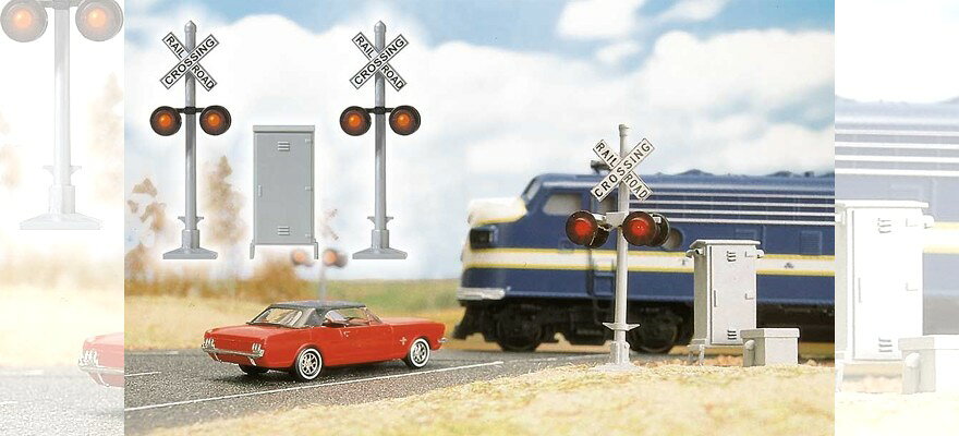 ▶ PRODUCT DETAILS メーカー Busch スケール H0 電源方式 デジタルデコーダー 非搭載 ⚠ 海外製品に関するご案内 本製品は精密な鉄道模型のため、製造工程上、個体差が見られる場合がございます。微細な塗装の個体差・パーツのわずかなズレ・ケース／外箱の軽微なダメージ等がこれに該当します。これらはメーカー基準で良品とされており、当店でも良品として取り扱っております。あらかじめご了承ください。 ▶ NOTICE お届け時期について お届けの目安の記載を必ずご確認ください。 在庫について 在庫管理に関しましては細心の注意を払っておりますが、他サイトとの併売のため、在庫切れの場合がございます。万が一売り切れの場合はメールにてご連絡させていただきます。 ご注意事項 輸入品の性質上、外箱に傷みなどがある場合がございます。あらかじめご了承ください。