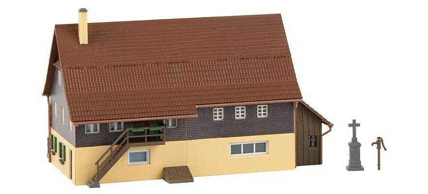▶ PRODUCT DETAILS メーカー Faller スケール N 電源方式 デジタルデコーダー 非搭載 ⚠ 海外製品に関するご案内 本製品は精密な鉄道模型のため、製造工程上、個体差が見られる場合がございます。微細な塗装の個体差・パーツのわずかなズレ・ケース／外箱の軽微なダメージ等がこれに該当します。これらはメーカー基準で良品とされており、当店でも良品として取り扱っております。あらかじめご了承ください。 ▶ NOTICE お届け時期について お届けの目安の記載を必ずご確認ください。 在庫について 在庫管理に関しましては細心の注意を払っておりますが、他サイトとの併売のため、在庫切れの場合がございます。万が一売り切れの場合はメールにてご連絡させていただきます。 ご注意事項 輸入品の性質上、外箱に傷みなどがある場合がございます。あらかじめご了承ください。