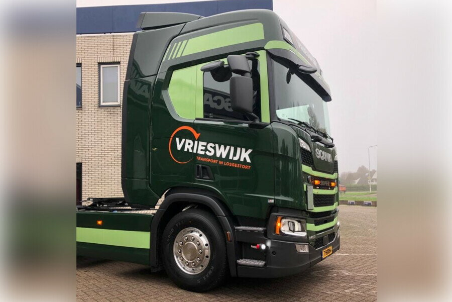 Rakuten - 【予約】2026年発売予定 VRIESWIJK SCANIA R ハイライン CR20H 4X2 トラック / WSI 1/50 建設機械模型 工事車両