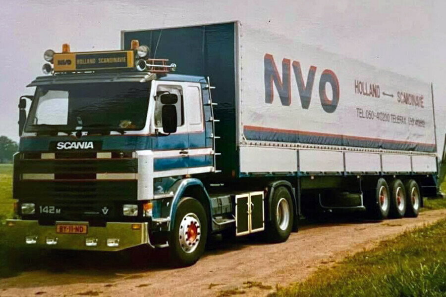 乐天商城 - 【予約】2026年発売予定 B W SLIK TRANSPORT SCANIA 2 SERIES 4X2 カーテンサイドトレーラー 3軸 / WSI 1/50 建設機械模型 工事車両