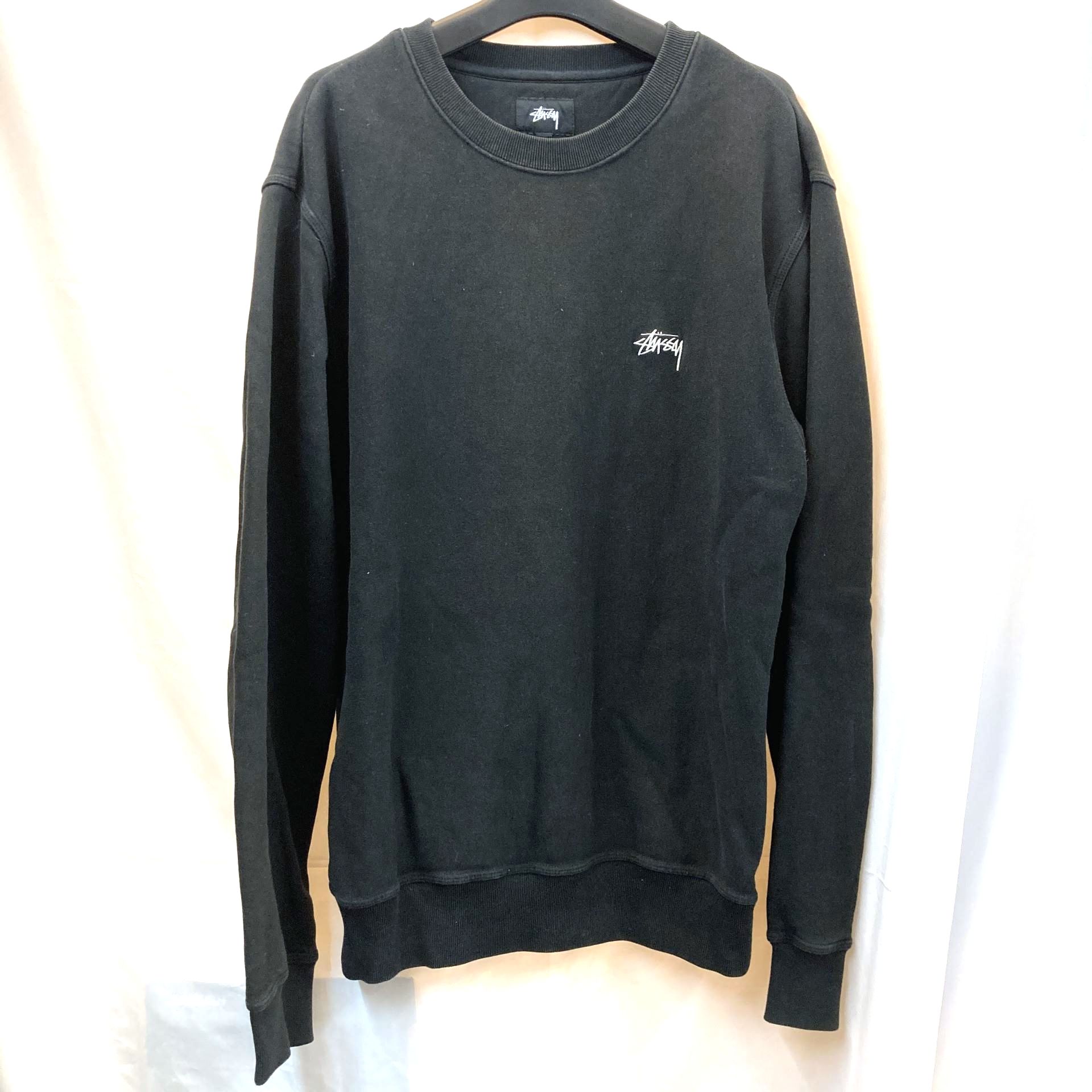 【中古】Stussy ステューシー ワンポイントロゴ スウェット トレーナー 長袖 Mサイズ 黒 ブラック メンズ トップス ストリート 03r10013【入間店】