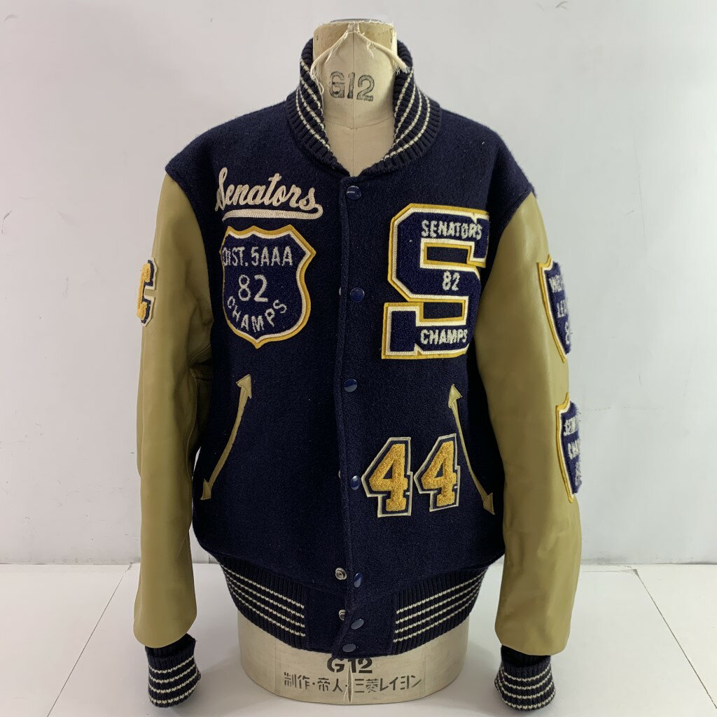 【中古】WHITESVILLE ホワ