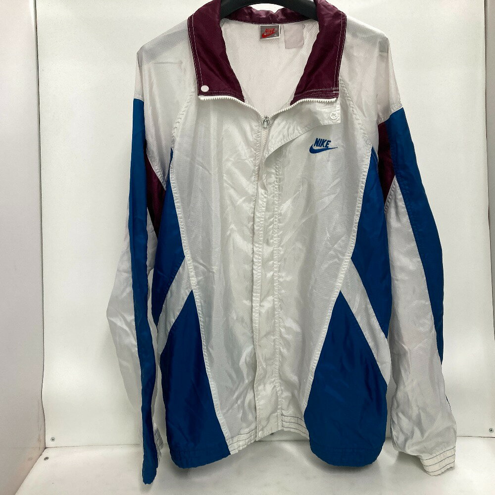 楽天市場】NIKE ナイロンジャケット(カラーホワイト)(メンズ 楽天市場】NIKE ナイロンジャケット(カラーホワイト)(メンズ