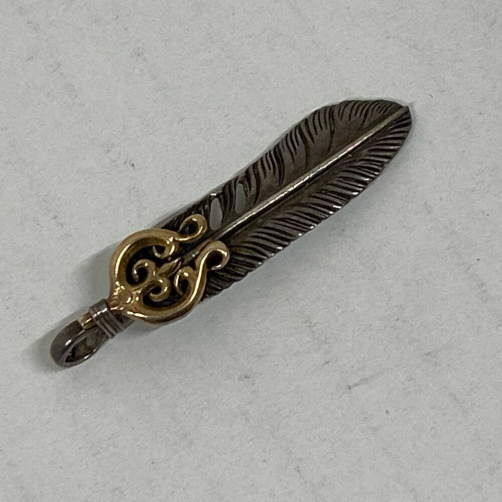 【中古】 ARIZONA FREEDOM アリゾナフリーダム K18ハート付き フェザー左向き 50mm ペンダントトップ 08w7342 【水戸店】