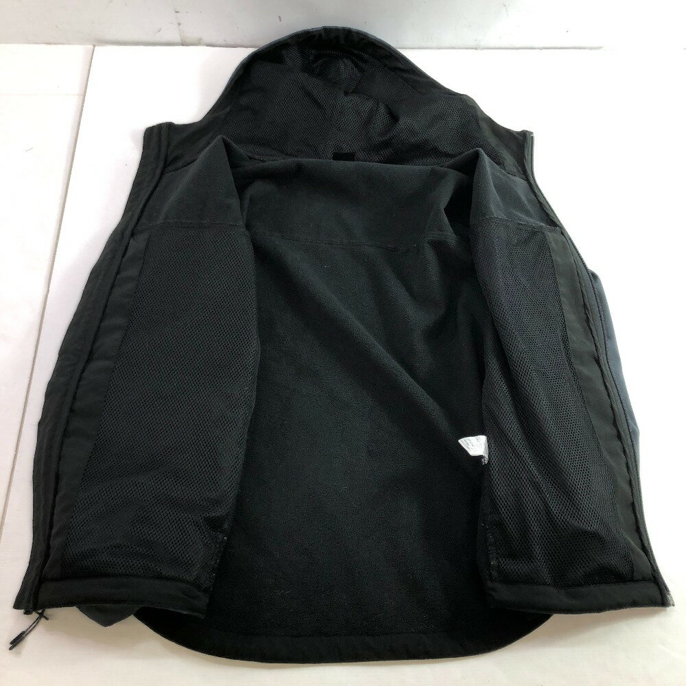 04w4403∞※【中古】 NEW ERA ニューエラ シェルジャケット フラッグロゴ グレー L【八王子店】