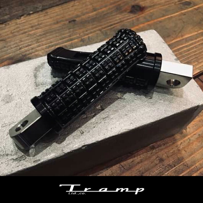 TRAMP CYCLE トランプサイクル / T/R Foot Peg ハーレーダビットソン、EVO以降のほとんどの車種に装着可能 ※ミルウォーキーは除く ハーレーダビッドソン 社外品HARLEY DAVIDSON TB-060 1