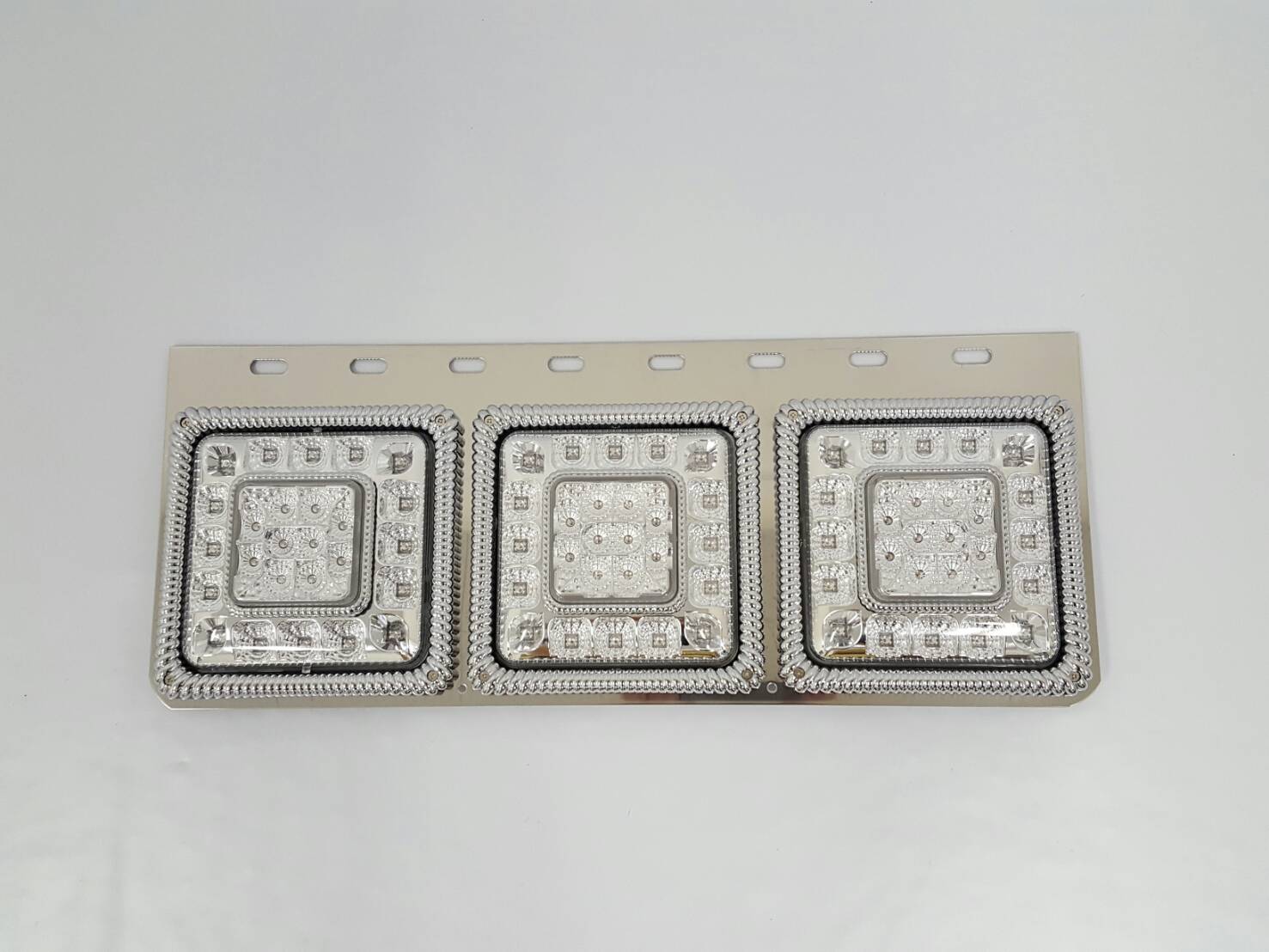 高品質 台湾製 汎用品 24v LED テールランプ 左右1set 交換式 デコトラ 新品 即納 bit
