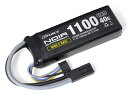 商品説明 商品名 【新品】【3個までメール便可】G-FORCE ジーフォースNoir Suppression LiPo 11.1V 1100mAh 40CミニS互換サイズ カスタムガン用 電動ガン用バッテリー GFG936 状態 Sランク 新品 店頭でも販売している為、パッケージに値段シール等が貼ってあります。 　 コメント NOIR SUPPRESSIONノワール・サプレッション＜フルオート仕様＞ 制圧射撃に最適な、高Cレート仕様LiPoバッテリー / フルオートサイクルを力強く支える、専用チューニング / 中ダレを防ぎ、均一なサイクルを実現した放電力 / リポバッテリーならではのキレもバツグン / つや消しシュリンクとモノトーンのケーブルがガン収納時の一体感を高めます / はじめての方にも安心！イラスト図解入り説明書を添付 / ニッケル水素に比べて、同容量なら重量は約2/3と軽量 ●サイズ：65×35×10.5mm ●重量：52g ●コネクタータイプ：ミニコネクタ 関連商品 【充電器】 G3 DUO AC CHARGER G4 MULTI CHARGER 　 ご注文の前にお読みください こちらに掲載している商品は実店舗でも並行して販売しておりますので、こちらでご注文できた状態でもタイムラグにより在庫が不足してしまう場合がございます。 ご注文は当店からの「ご注文ありがとうございます」メールが発送された時点で確定とさせて頂きます。 極力最新の在庫状態を提示出来る様に努めていますが、何卒ご理解くださいますようお願い致します。4580416509367