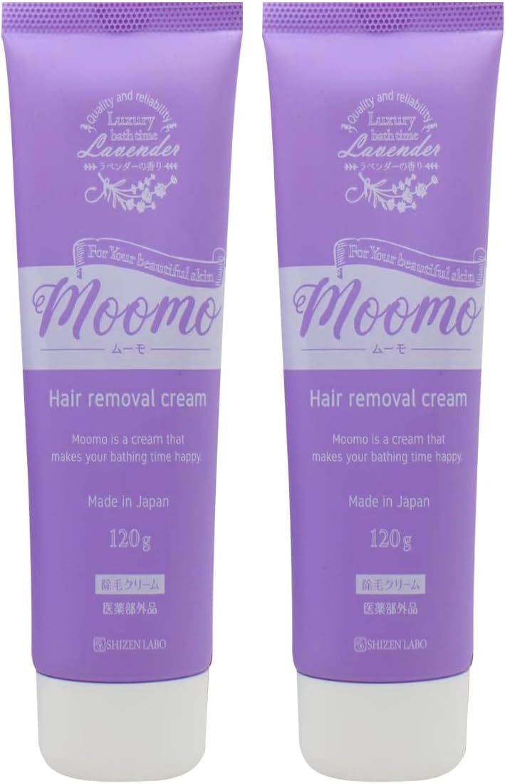 男女兼用でお使いいただける除毛クリーム「mooomo（ムーモ）」 たくさんの方にご愛用いただきお喜びのお声をいただいております。 今までカミソリや毛抜きなどで自己処理をする場合、面倒なばかりか肌にダメージを与えることもあります。 だからといって脱毛サロンに通うのも時間とコストがかかりますよね。 そこでムーモの出番。短時間でムダ毛が気にならない、あなたのなりたい肌を手に入れましょう。 【原料について】 チオグリコール酸カルシウム ＜その他成分＞ シア脂、ダイズエキス、シソエキス(1)、水酸化カルシウム、1,3-プロパンジオール、1,2-ペンタンジオール、グリセリンモノ2-エチルヘキシルエーテル、ポリオキシエチレンセチルエーテル、ステアリルアルコール、パラフィン、流動パラフィン、水酸化ナトリウム、1,3-ブチレングリコール、香料
