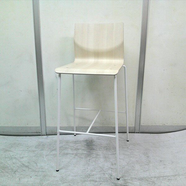 樂天商城 - okamura/オカムラ　スイープ　ハイチェア　プライズウッドライト　ホワイトフレーム【中古】【オフィスチェア】【スツール】【ハイチェア】