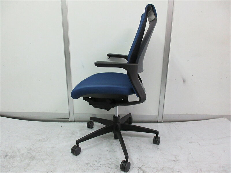 kokuyo/コクヨ M4 エムフォー 固定肘タイプ インディゴブルー ブラックシェル 樹脂脚【中古】【オフィスチェア】【事務イス】【売れ筋】 [3]