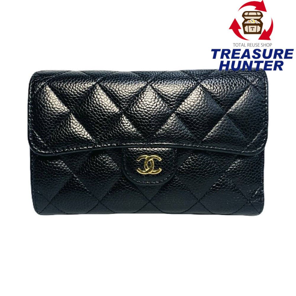 CHANEL シャネル 3つ折り財布 キャビアスキン ココマーク マトラッセ AP0232 ブラック ゴールド金具 【240005004480】
ITEMPRICE