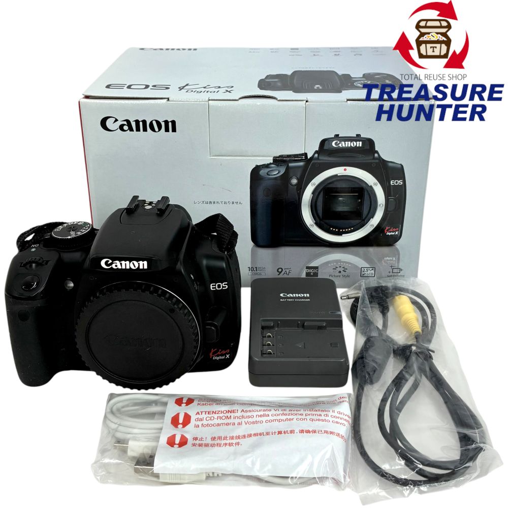Canon デジタル一眼レフカメラ EOS Kiss デジタル X ボディ 1010万画素 DS126151 2006年 キヤノン 商品サイズ 表記サイズ：2.5インチ 商品詳細 メーカー：Canon キヤノン型番：DS126151レンズマウント：キヤノンEFマウント記録メディア：マイクロドライブカラー：ブラック年式：2006年 付属品 箱 CD-ROM 充電器 バッテリー×1 USBケーブル AVケーブル 仕様 -/外側：/内側： 状態ランク ABランク 状態 【綺麗な状態のUSED品】動作確認済み。使用による細かい傷があります。 この商品はABランクです。
