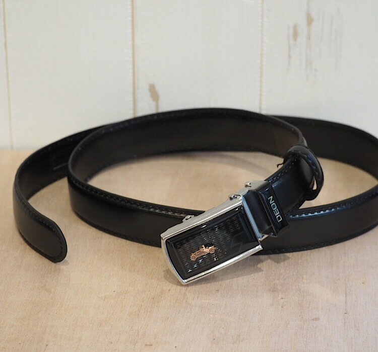 革製 ベルト ブラック シンプルデザイン