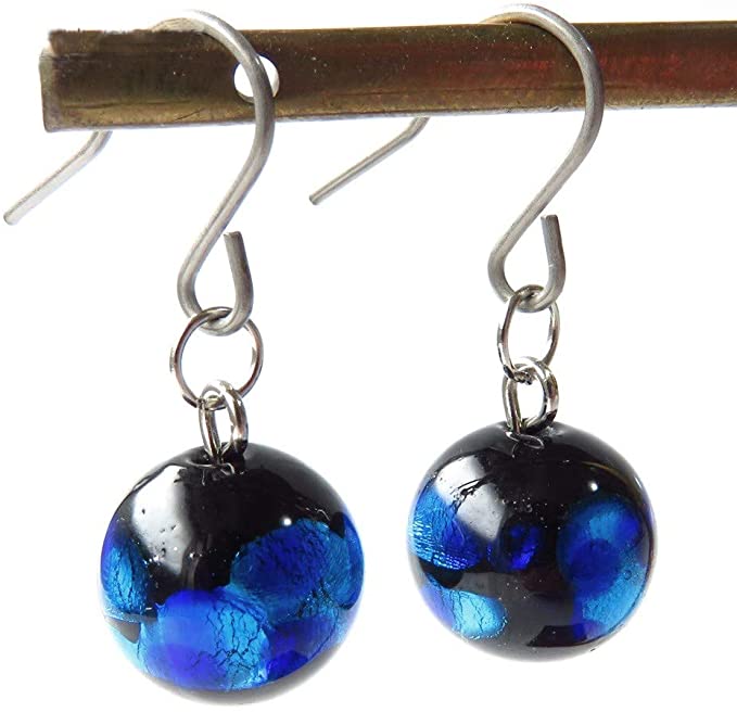 ホタルガラス ピアス チタン製 両耳用 とんぼ玉 ブルー 沖縄 お土産