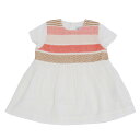 【ブランド】PETIT BATEAU プチバトー 【型番】A06RK01070 A06RK01 ポプリンスモッキング半袖ワンピース ベビー キッズ ワンピース 【カラー】 Off White Print オフホワイト プリント 【素材】 コットン100% 【サイズ(約)】※採寸方法による多少の誤差はご了承ください。 12ヶ月 74cm (12mois)：着丈40.5cm、身幅21cm、袖丈14.5cm 18ヶ月 81cm (18mois)：着丈45cm、身幅23.5cm、袖丈15.5cm 24ヶ月 86cm (24mois)：着丈47.5cm、身幅25cm、袖丈15.5cm 36ヶ月 95cm (36mois)：着丈51.5cm、身幅25cm、袖丈16cm 【付属品】なし(ショップ袋も付属いたしません) 【商品説明】 ベビー・キッズラインが人気のプチバトーのワンピース。愛らしいデザインがお出掛けにもぴったりです。やわらかな手触りのポプリン素材、胸元のスモッキングの刺繍、胸下の切り替えギャザーのデザインが上品なワンピースです。お出掛けにもぴったりなアイテム。 【備考】 ※ご使用になられているモニターや端末により、実際の色と多少異なる場合がございます。 ※素材の性質上、輸入時から細かな傷、汚れ、スレ、ほつれ、シワなどの跡が付いている場合はございます。海外正規店の基準で不良ではないと判断したのものを販売しておりますので、予めご了承ください。【ブランド】PETIT BATEAU (プチバトー) 1893年にフランスで生まれたブランド。創業以来、「確かな技術」に裏付けられた「やさしい着心地」と「洗練されたデザイン」で、子どもから大人まで支持され続けるフランスの国民的ブランドです。ライフスタイルに寄り添うプチバトーのアイテムは、あらゆる世代に愛されています。