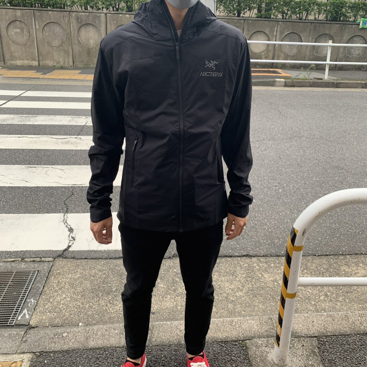 【楽天スーパーSALE】アークテリクス Arc'teryx 26889 ATOM SL HOODY MEN'S アトム フーディ ブラック マウンテンパーカ 軽量 防風 アウトドア メンズ レディース ブランド インポート