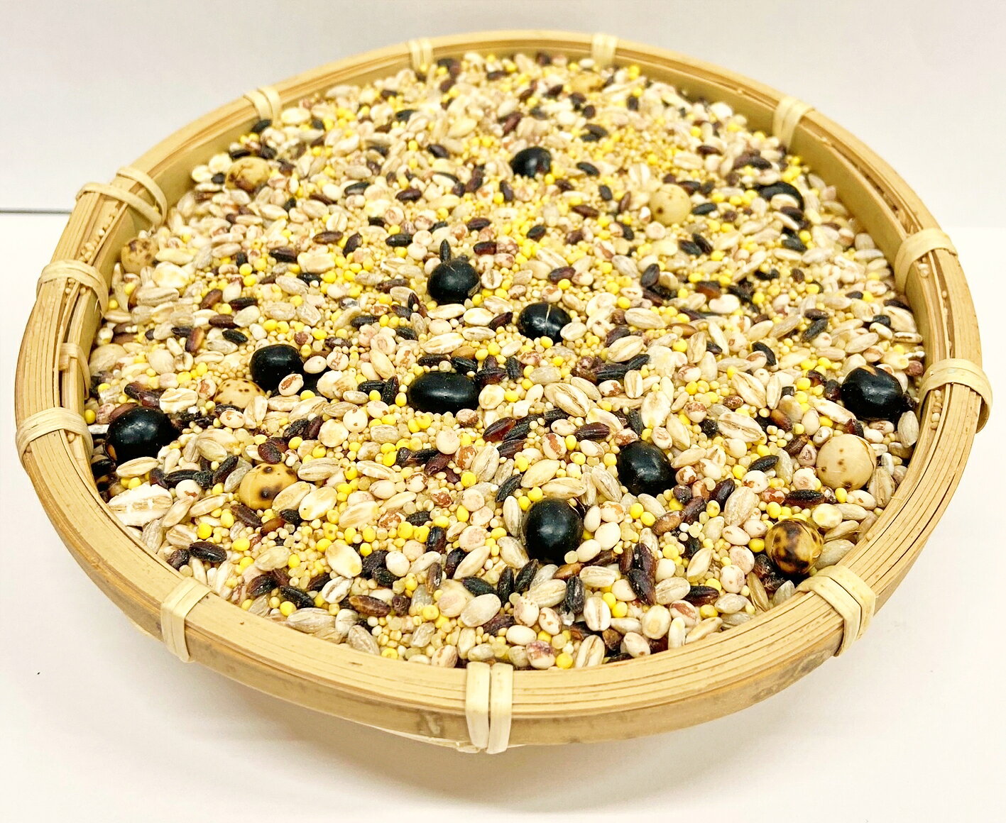 尾田川農園　彩穀ミックス10種 380g　雑穀,健康,ミックス,食物繊維,アマランサス,押麦,たかきび,丸麦,炒り黒豆,炒り大豆,黒米,もちあわ,もちきび,ひえ,ポリフェノール,栄養,カルシウム,鉄分,美容,ダイエット treeoflife888-10004909 いのちの樹 サンプル画像3