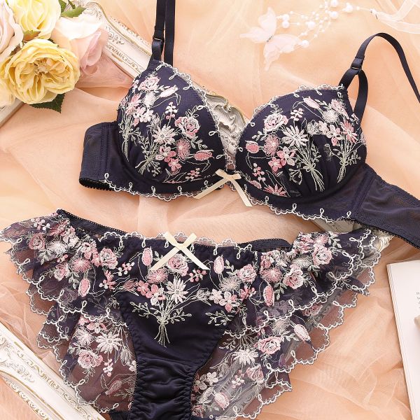 36%OFF ココランジェ レトロブーケ ブラ...の紹介画像3