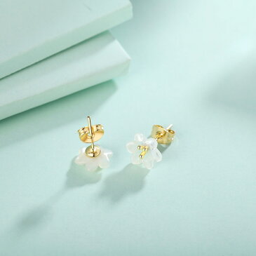 日本製 (イウハ) IUHA 【季節の花】水仙の花 天然シェル お花 ピアス はなびら 金属アレルギー対応 変色防止 iuha1031810015