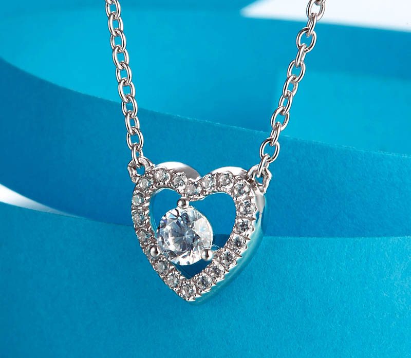 Cubic Zirconia - IUHA 恋愛のお守り ハートモチーフ S925シルバー ネックレス キュービックジルコニア 金属アレルギーと変色防止