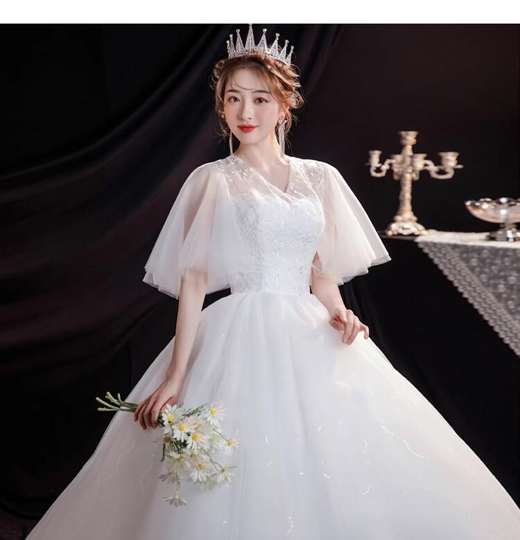 白 花嫁 ウエディングドレス ロングドレス 刺繡 二次会ドレス フレア袖 格安 ウエディングドレス 披露宴 二次会 結婚式 イベント 演奏会 発表会 フォーマルドレス オシャレ Vネック 高級感 華奢 海外挙式 花嫁 フランス風 ワンピース ベール付き