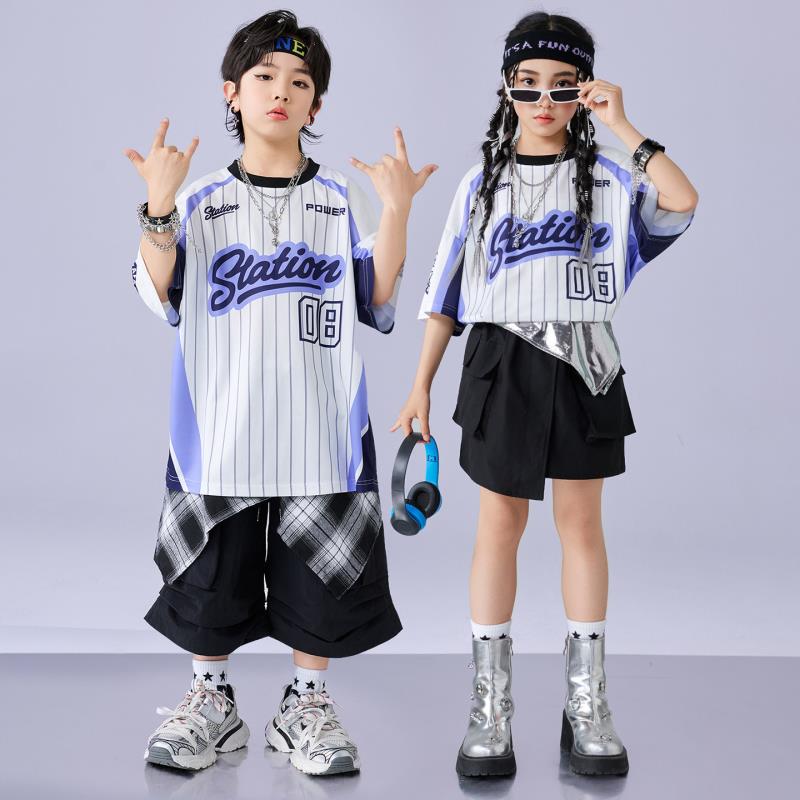 野球風 半袖tシャツ ダンス衣装 キッズ 野球服 セットアップ ヒップホップ tシャツ 半袖 レーシング 子供服 キュロット 七分丈 パンツ 黒 子供服 ダンス k-pop 韓国風 チアダンス 発表会 団体服 演出服 練習用 ストリート おしゃれ 派手 かっこいい ストライプ スポーティー 2