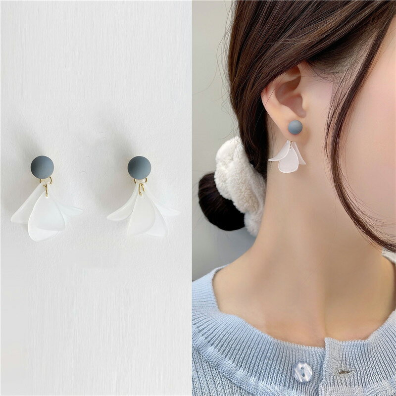 ピアス レディース 揺れる パープル付き ゴールド ホワイト ブルー 花 可愛い キュート 韓国風 シンプル 艶なし シルバー925 金属アレルギー対応 ウエデ...