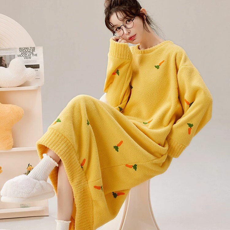 人気検索キーワード：コーラルフリース パジャマ レディース 秋冬 ルームウェア （スリープガウン）ゆったり カジュアル 外出可ルームウェア 寒さ対策パジャマ リラックスウェア 素材：ポリエステル サイズ：写真ご参考の程 注意事項： ★沖縄など離島地域送料追加1600円 ★モニターの環境によって、実物と色見が多少異なる場合がございますのでご了承下さい。 ★大変恐れ入りますがご注文後に商品が品切れとなってしまった際には、 メールもしくは電話にてご連絡いたします。