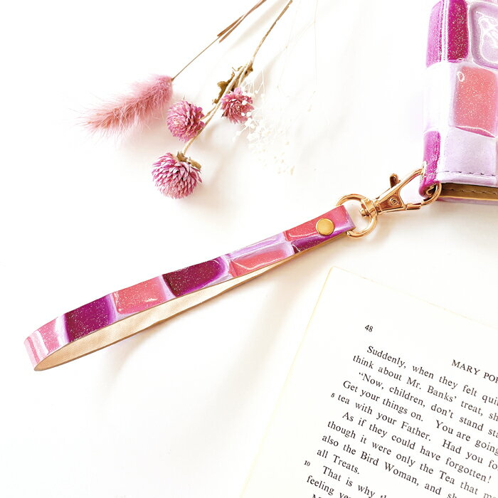 trendyimpact楽天市場店のストラップ 本革 ステンドグラス ナスカン付き 携帯ストラップ スマホストラップ レザー 落下防止 スマホケース レザーストラップ ショート ハンドストラップ 本革ストラップ 手帳型 手帳型ケース スマホカバー 革｜アングル2